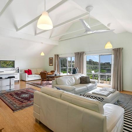 Bed and Breakfast The Farm Willunga Екстер'єр фото