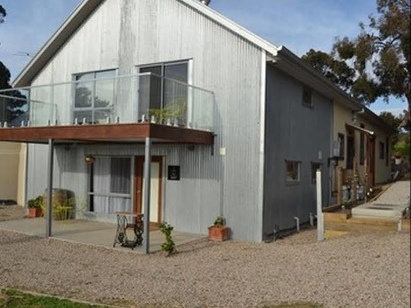 Bed and Breakfast The Farm Willunga Екстер'єр фото